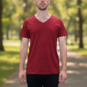 Camiseta slim cuello V profundo