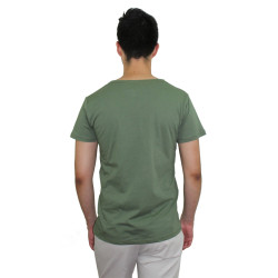 Camiseta para hombre cuello V profundo unicolor slim fit