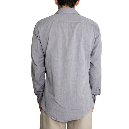 Camisa slim cuello cutaway