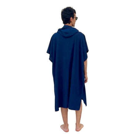 Poncho en toalla con capucha y bolsillo