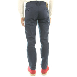 Pantalón para hombre slim fit corte casual