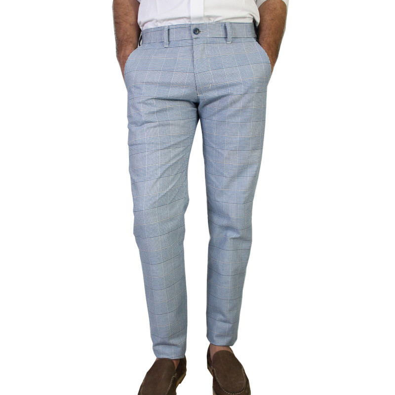 Pantalón veraniego slim a cuadros