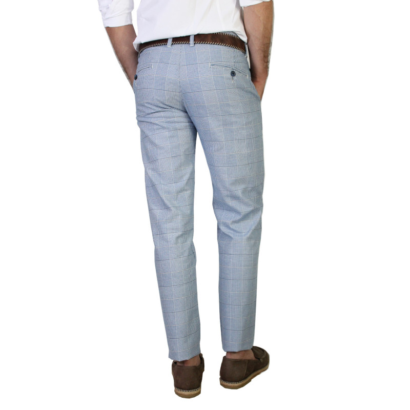 Pantalón veraniego slim a cuadros